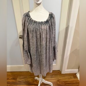 Easel Gray Long Sleeve Dress